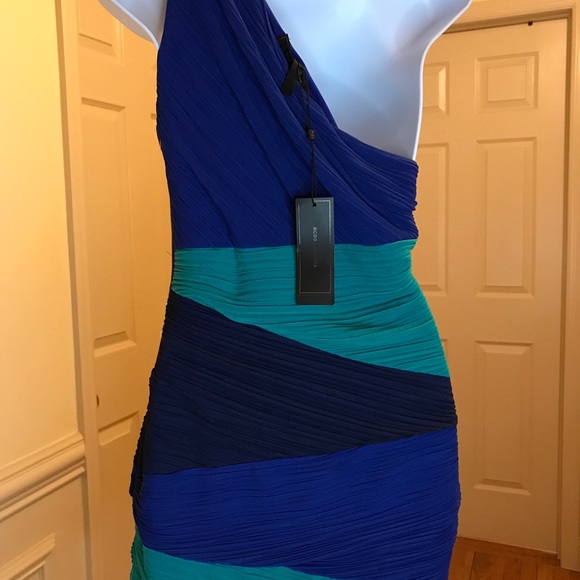NWT BCBG MaxAzeris off-shoulder Kira dress - Picture 2 of 7